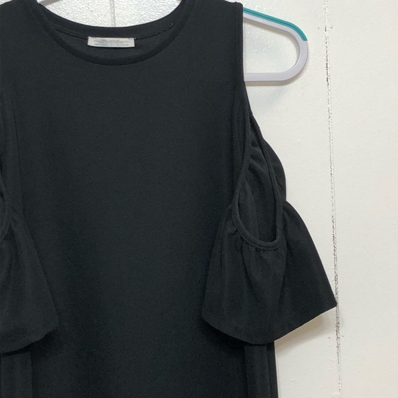 Zara Dresses & Skirts - Zara Trafaluc Black Cold Shoulder Dress